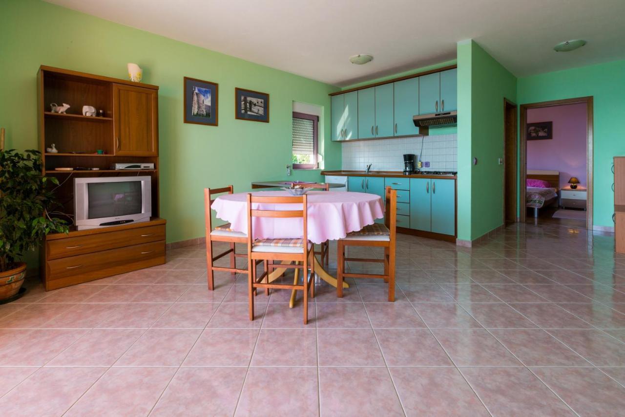 Apartmani Rino Dramalj Exterior foto