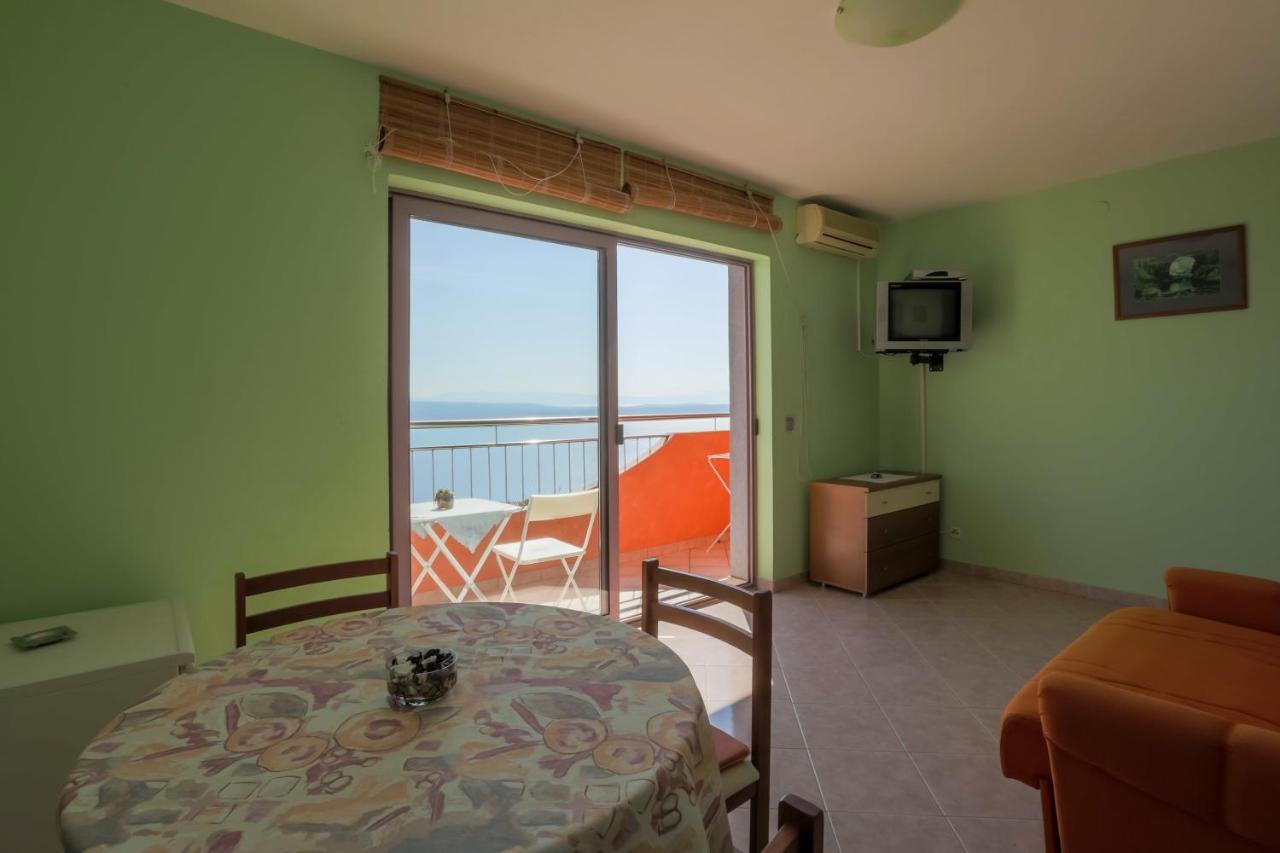 Apartmani Rino Dramalj Exterior foto