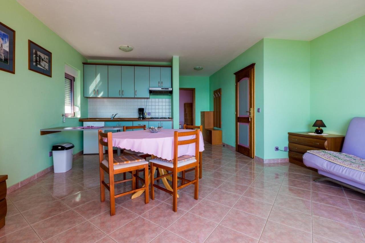 Apartmani Rino Dramalj Exterior foto